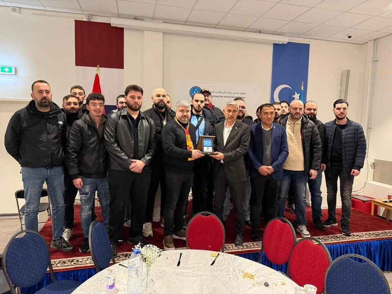 Grootste iftar voor de jonge generatie in Nederland