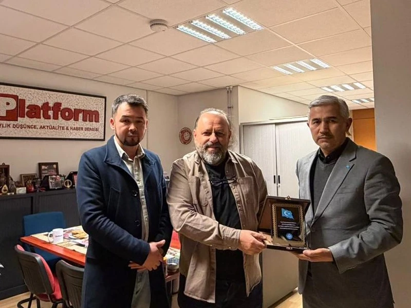 Vakfımızdan Medya Dünyasına Teşekkür Ziyareti: Platform ve Kadın Dergisi ile Bir Araya Geldik